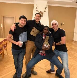 Meet your Posher, Brandon